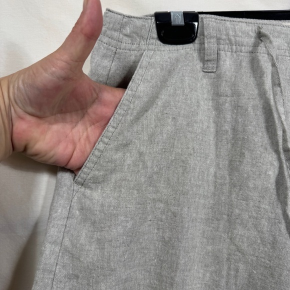 Khakis Giordano Capris Womens Size 28 Gray Linen Blend Wide Leg Preppy Coastal - Picture 3 of 9